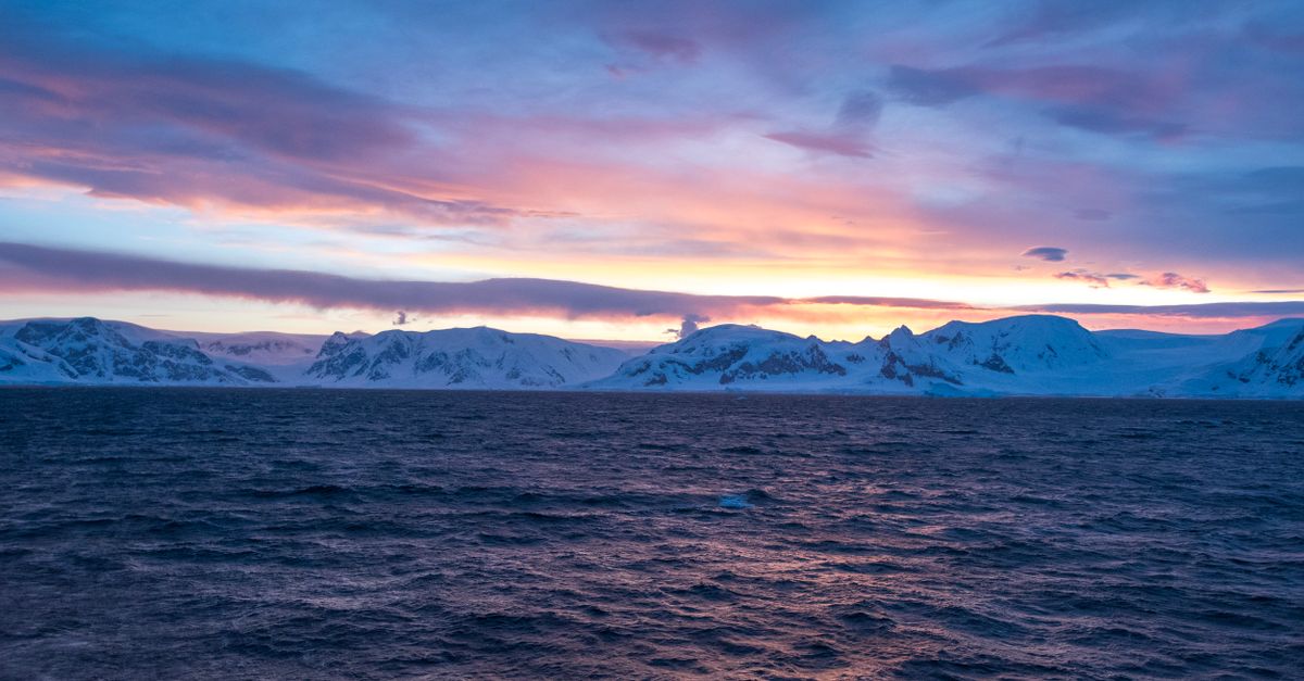 third_section_image_data.image_alt